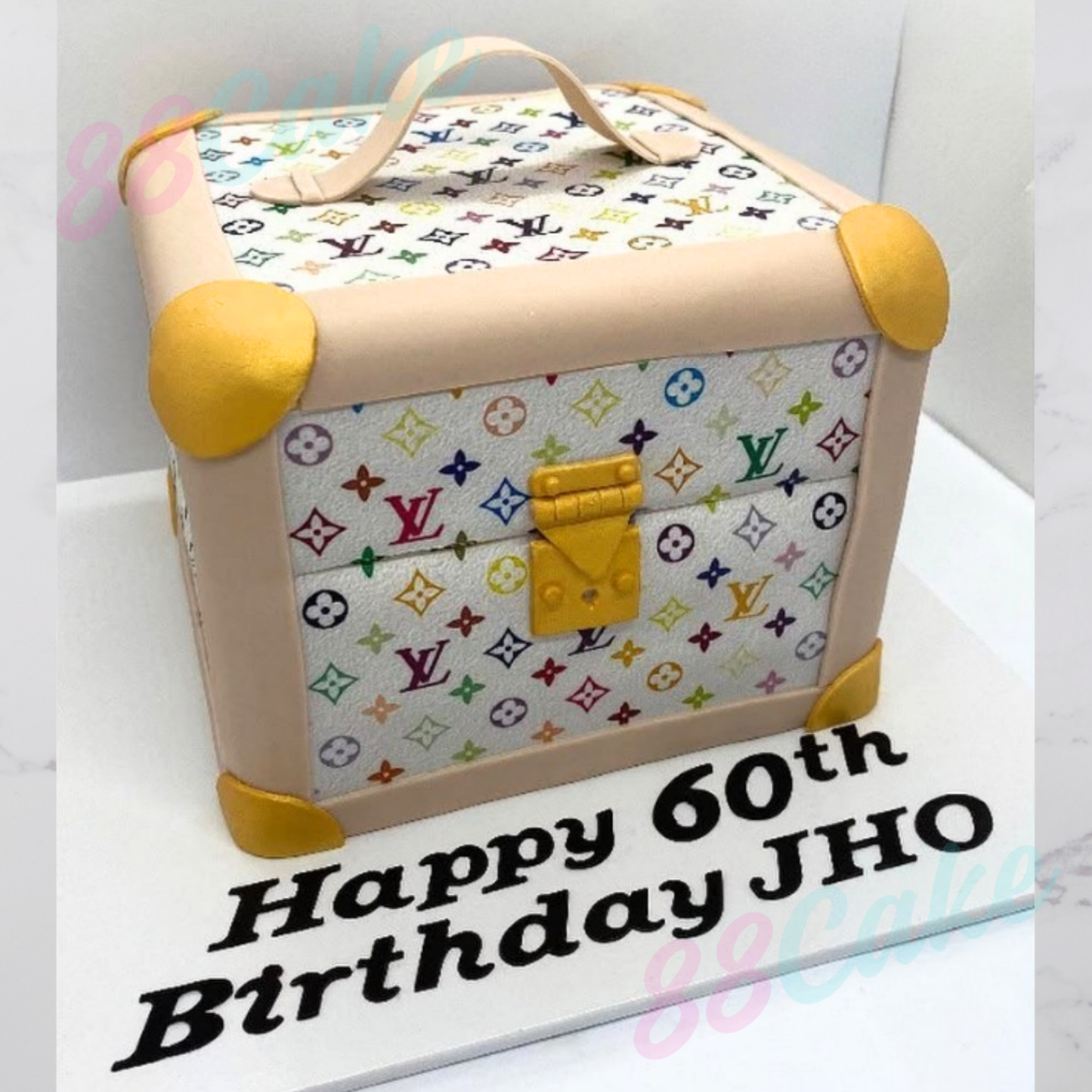 Cake designed like a suitcase